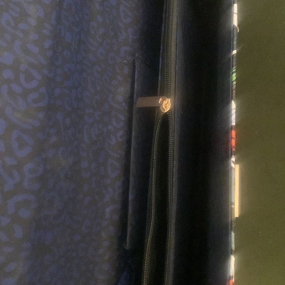 Butterfly Clutch Bag with Jeweled clasp - Picture 7 of 7